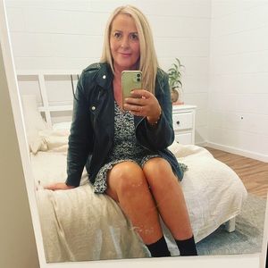 Meet your Posher, Claire